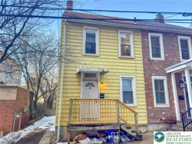 32 W Raspberry St - Photo 1 of 1