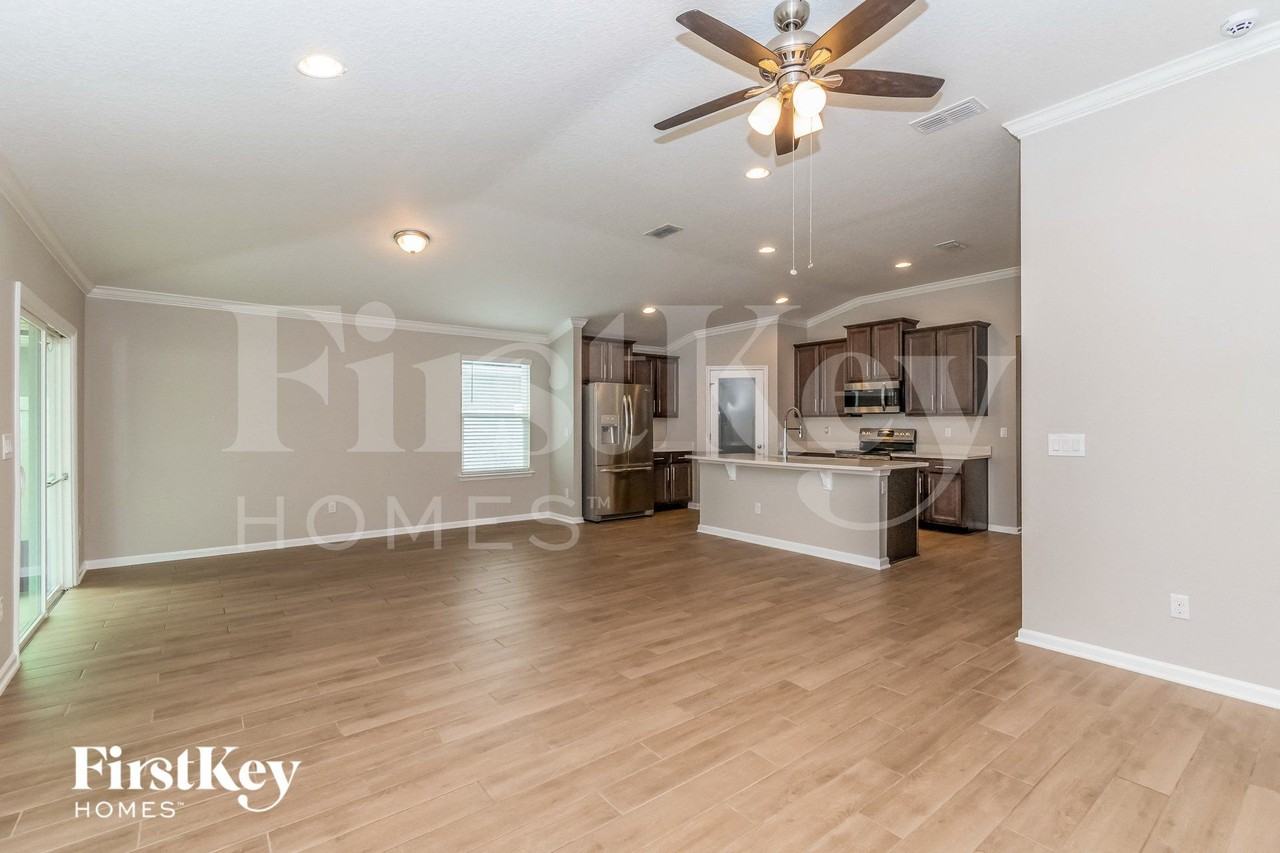 10112 Bengal Fox Dr - Photo 2 of 15
