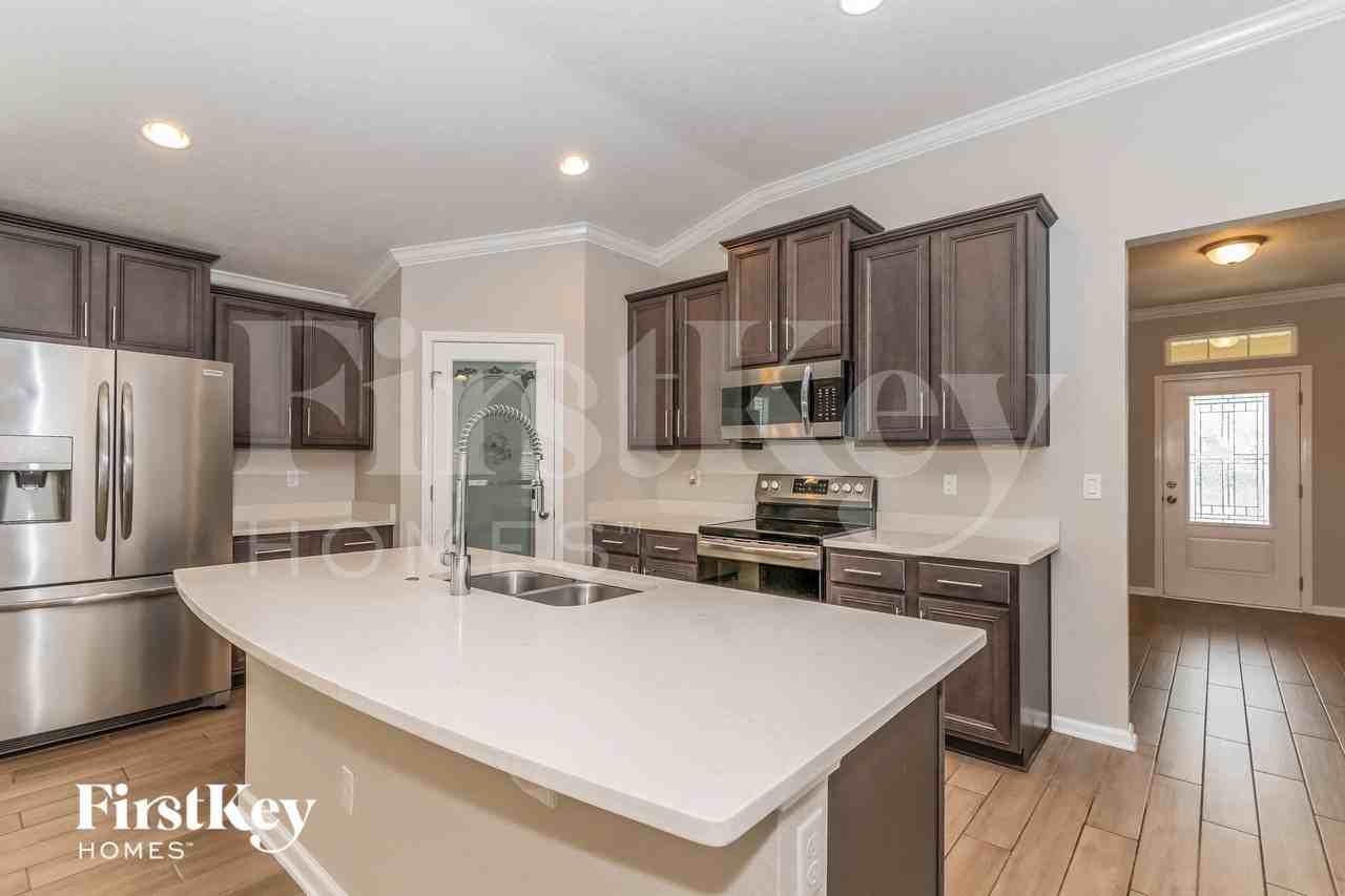 10112 Bengal Fox Dr - Photo 6 of 15