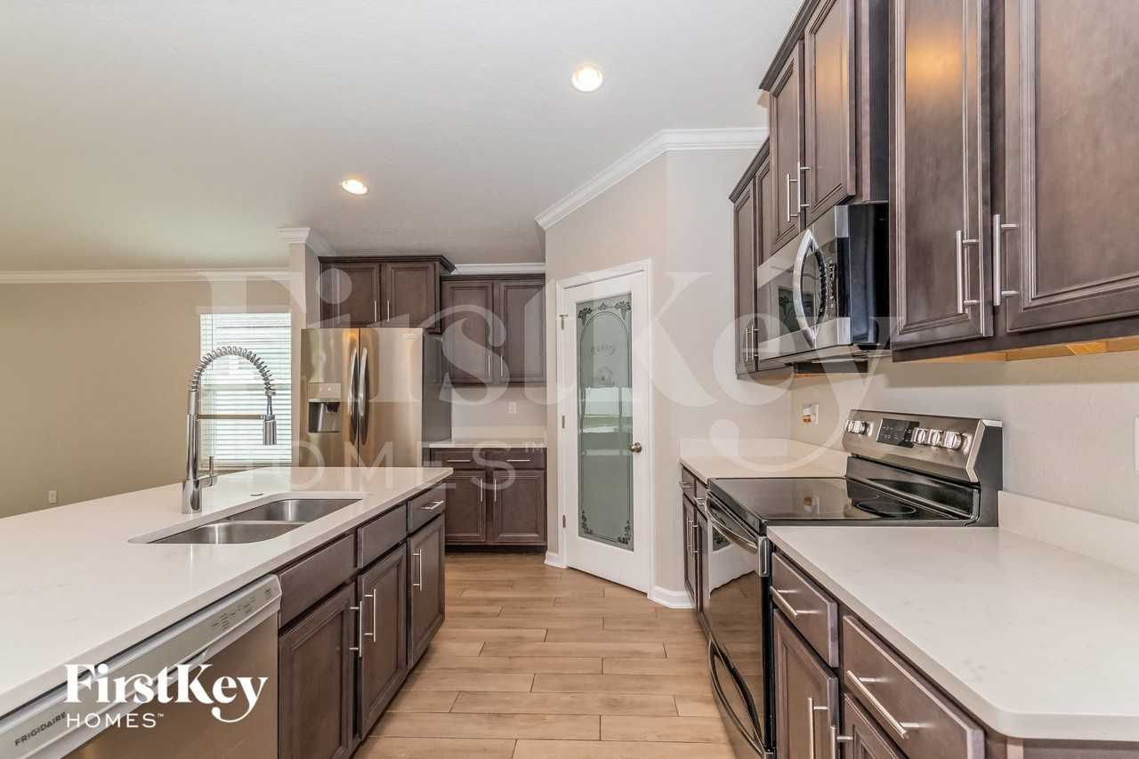 10112 Bengal Fox Dr - Photo 7 of 15
