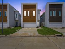 featured image of 2216 Cortijo Pl