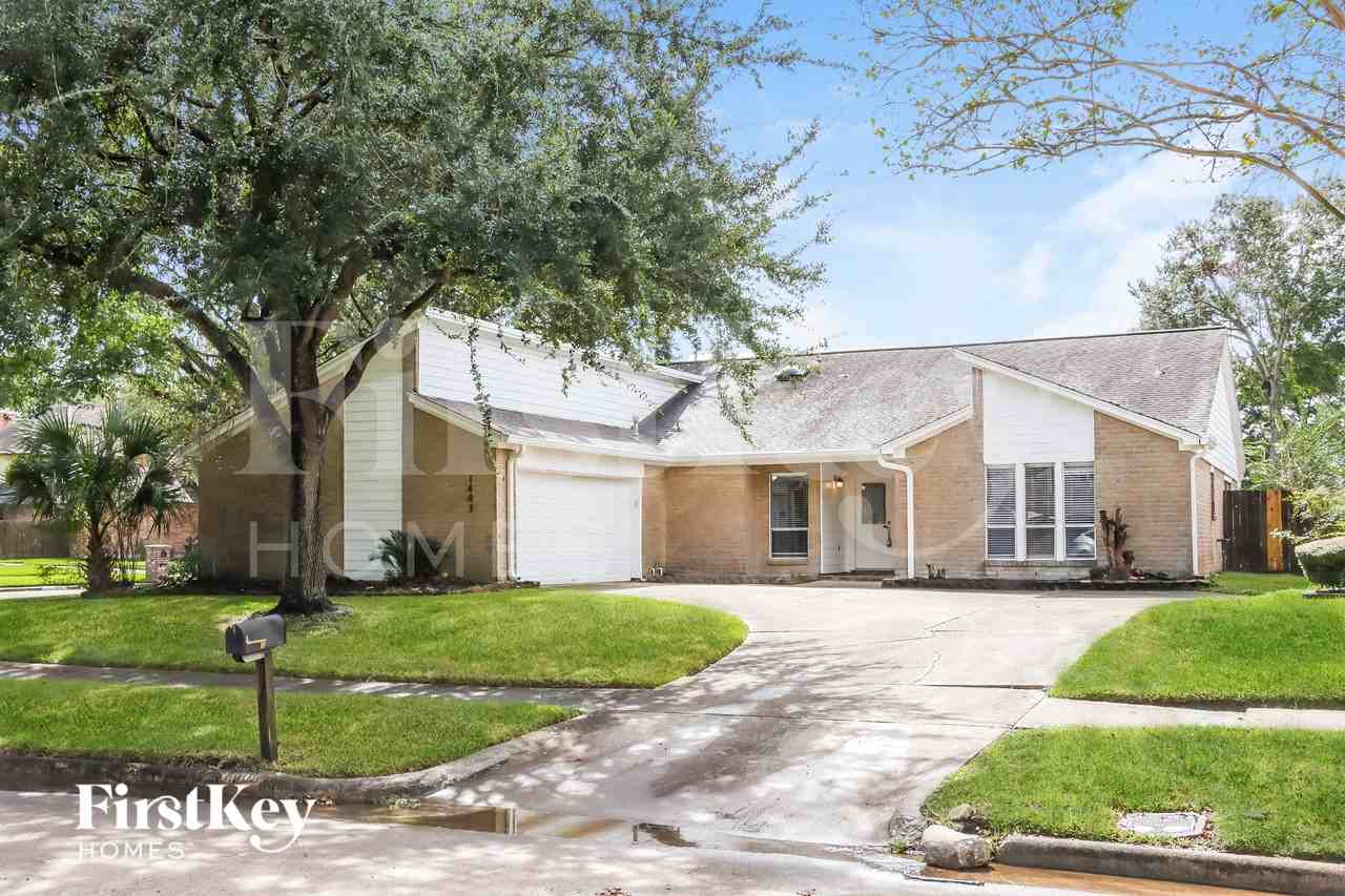 1403 Diana Ct - Photo 2 of 16