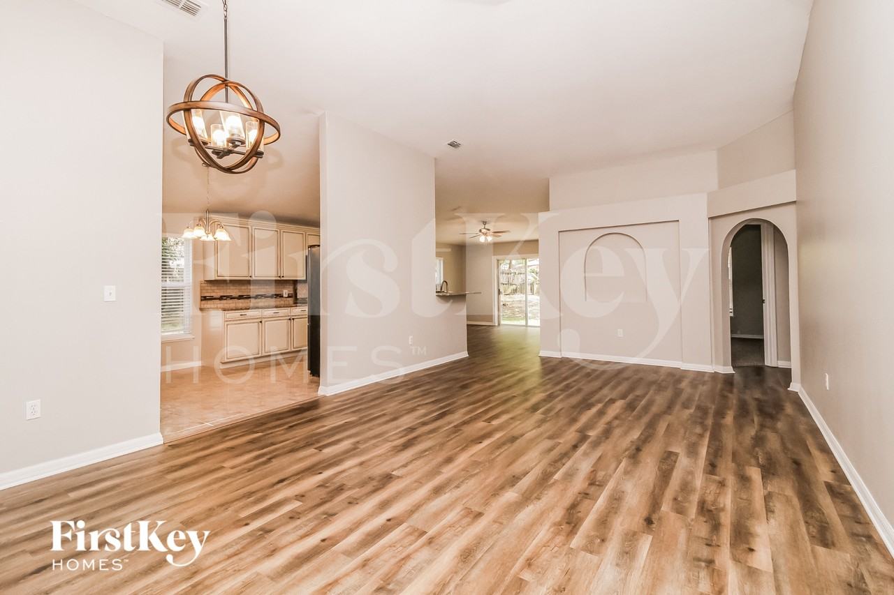 1844 Doe Lake Ct - Photo 4 of 16