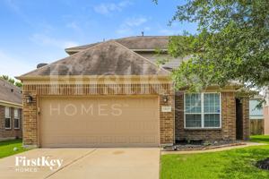 featured image of 19615 Hardwood Ridge Trl