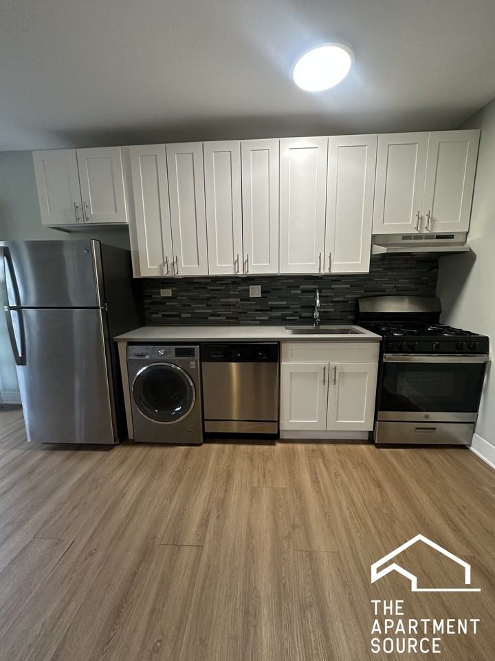 730 Judson Ave #4 - Photo 2 of 12
