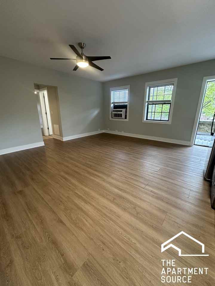 730 Judson Ave #4 - Photo 3 of 12