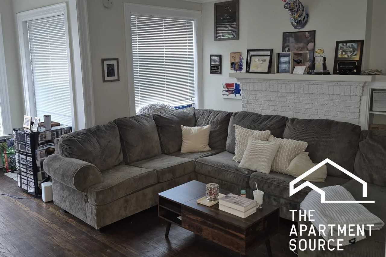 945 Judson Ave #1 - Photo 5 of 7