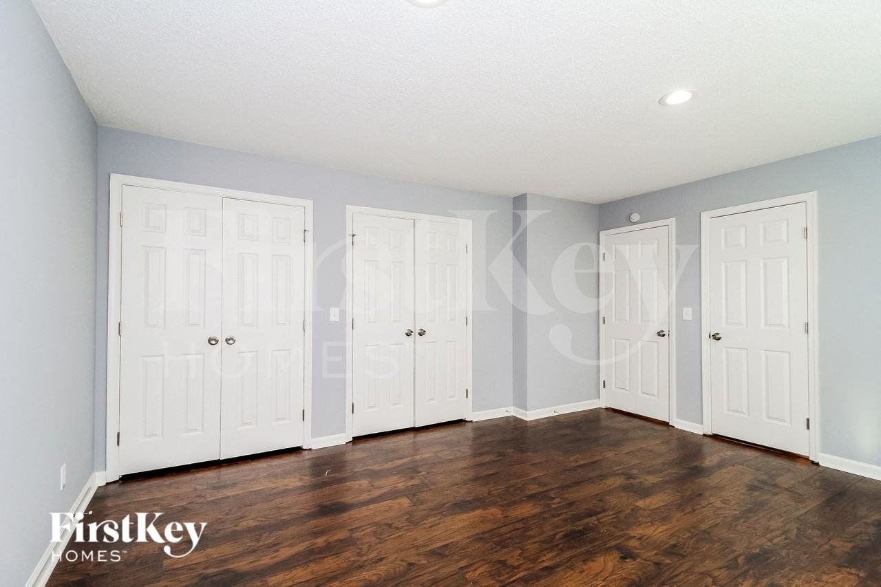 701 Hampton Way Dr - Photo 7 of 15