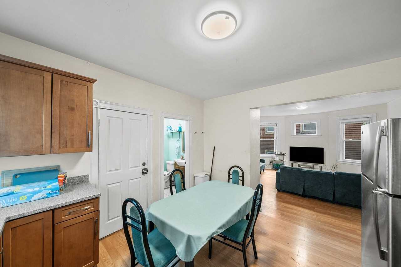 41 Parker Hill Ave #1 - Photo 5 of 15