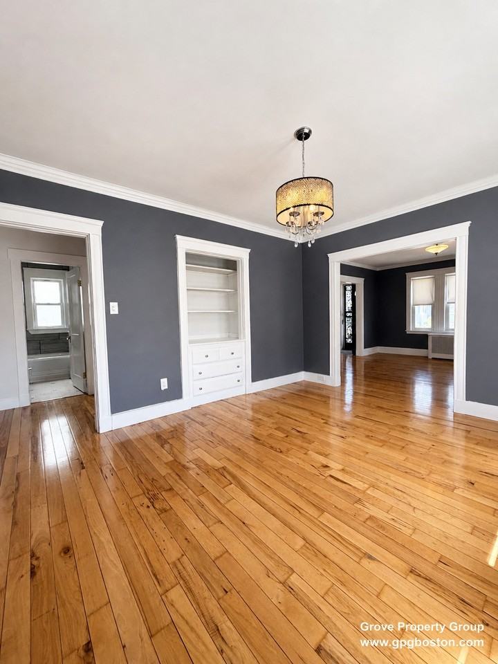695 Adams St #1 - Photo 3 of 16