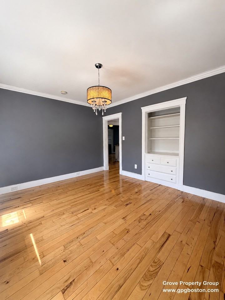 695 Adams St #1 - Photo 4 of 16