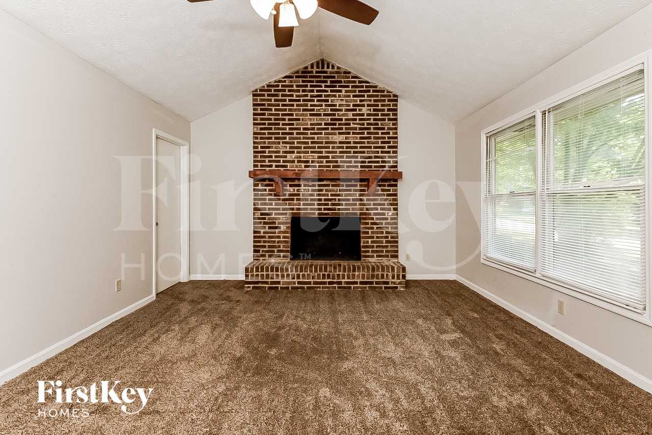 149 Old Mill Trl Sw - Photo 4 of 18