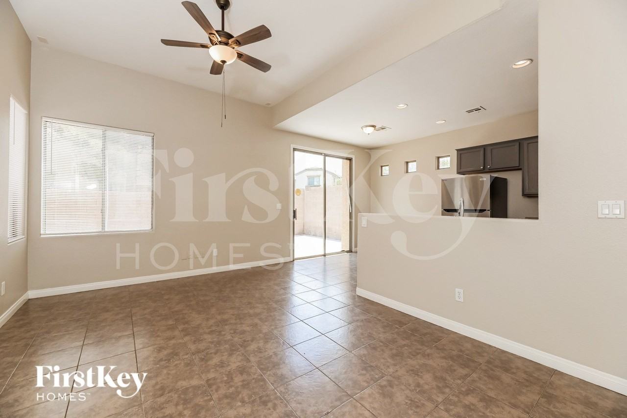9125 Watermelon Seed Ave - Photo 4 of 16