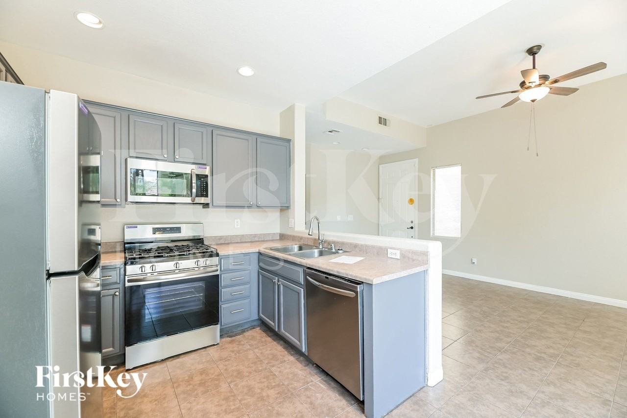 9125 Watermelon Seed Ave - Photo 6 of 16