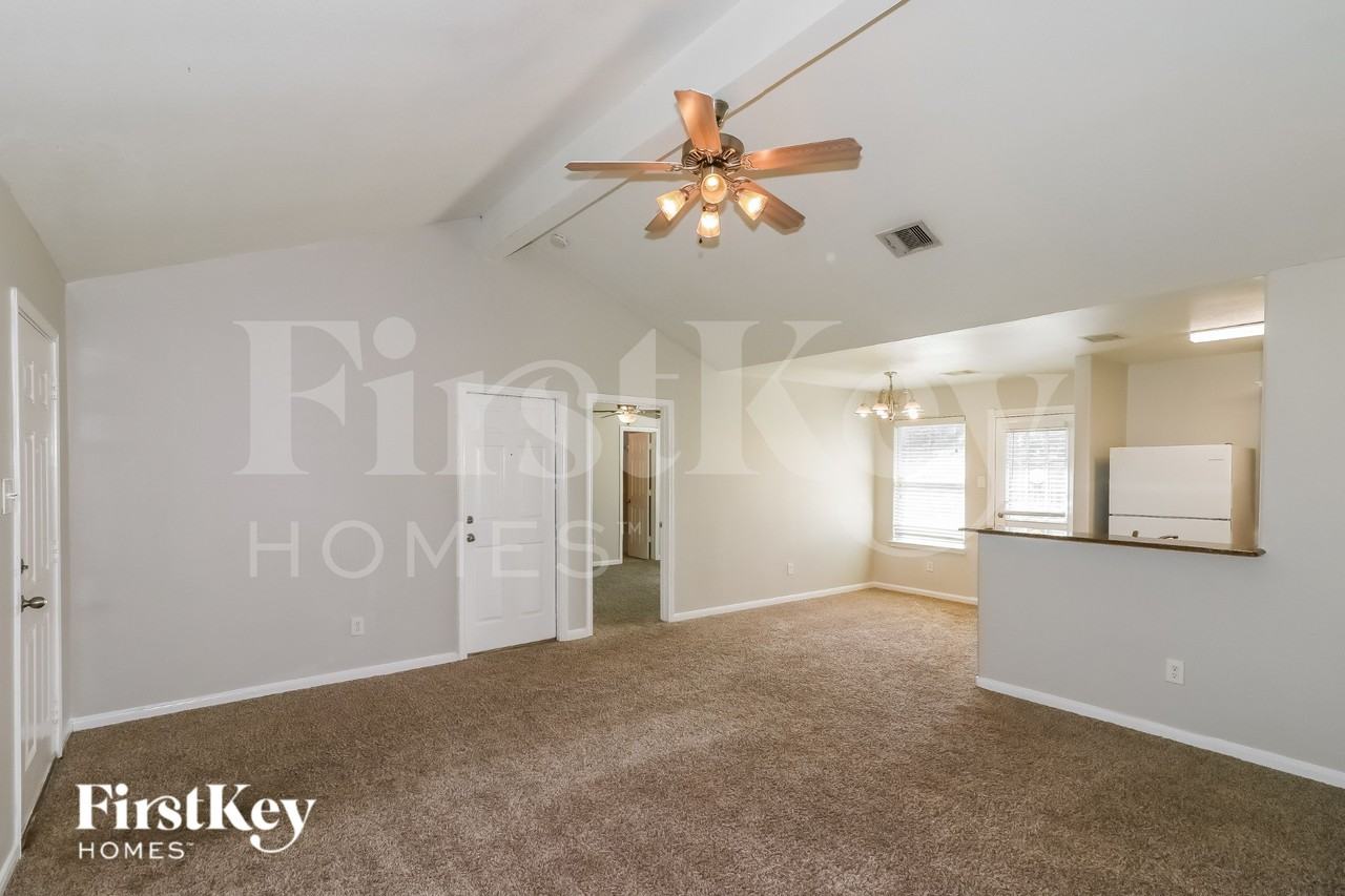 7006 Dawn Bloom Ln - Photo 3 of 19