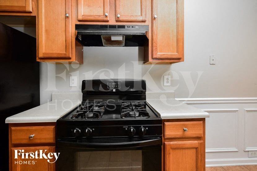 6272 Lake Valley Pt - Photo 7 of 15
