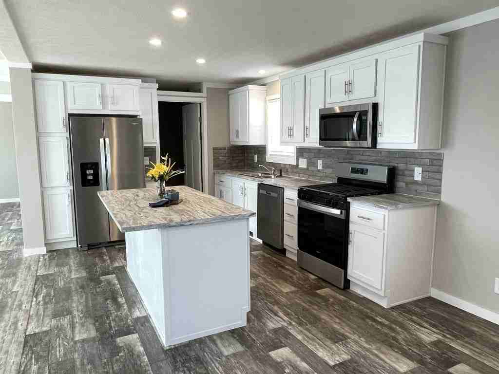 3405 Sinton Rd #105 - Photo 5 of 30