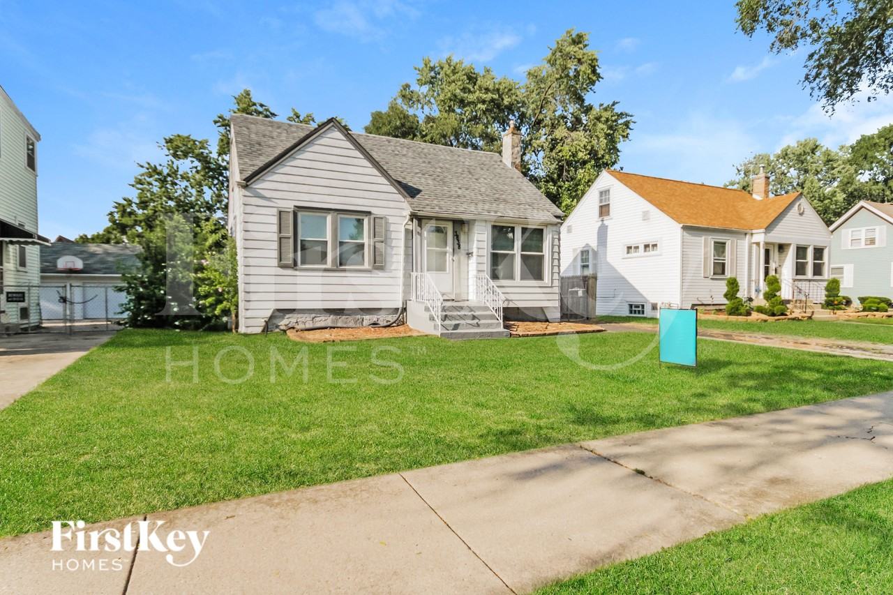 3838 216th Pl - Photo 2 of 15