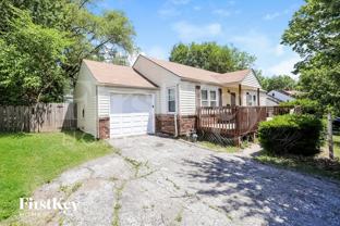 3419 S Home Ave - Photo 1 of 1