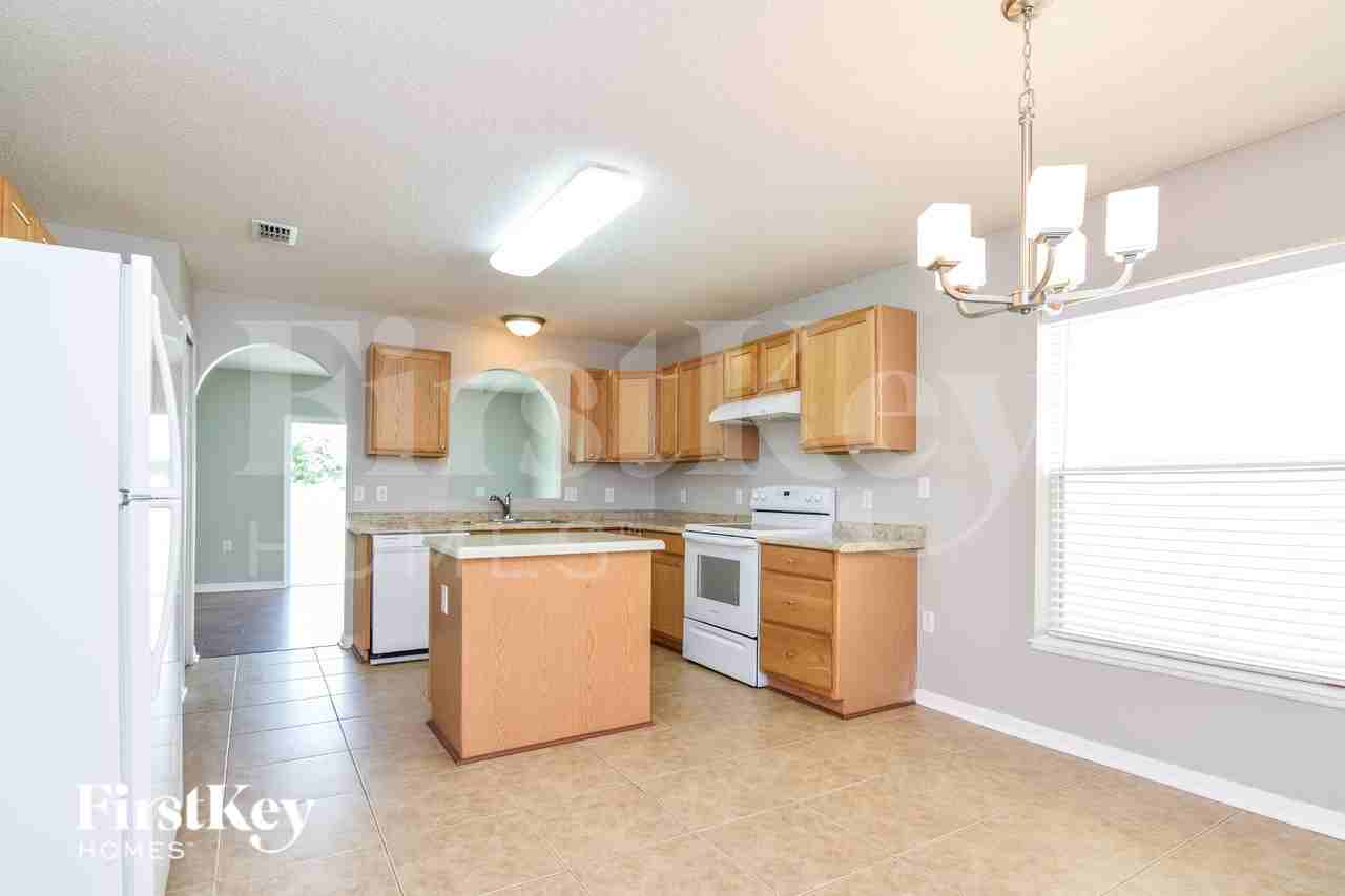 2973 Whispering Trails Dr - Photo 5 of 16