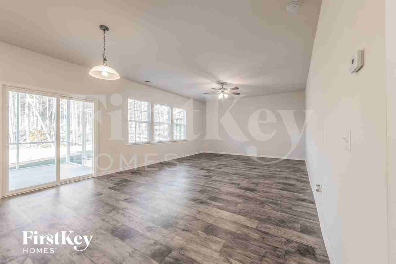 272 Witch Hazel St - Photo 5 of 15