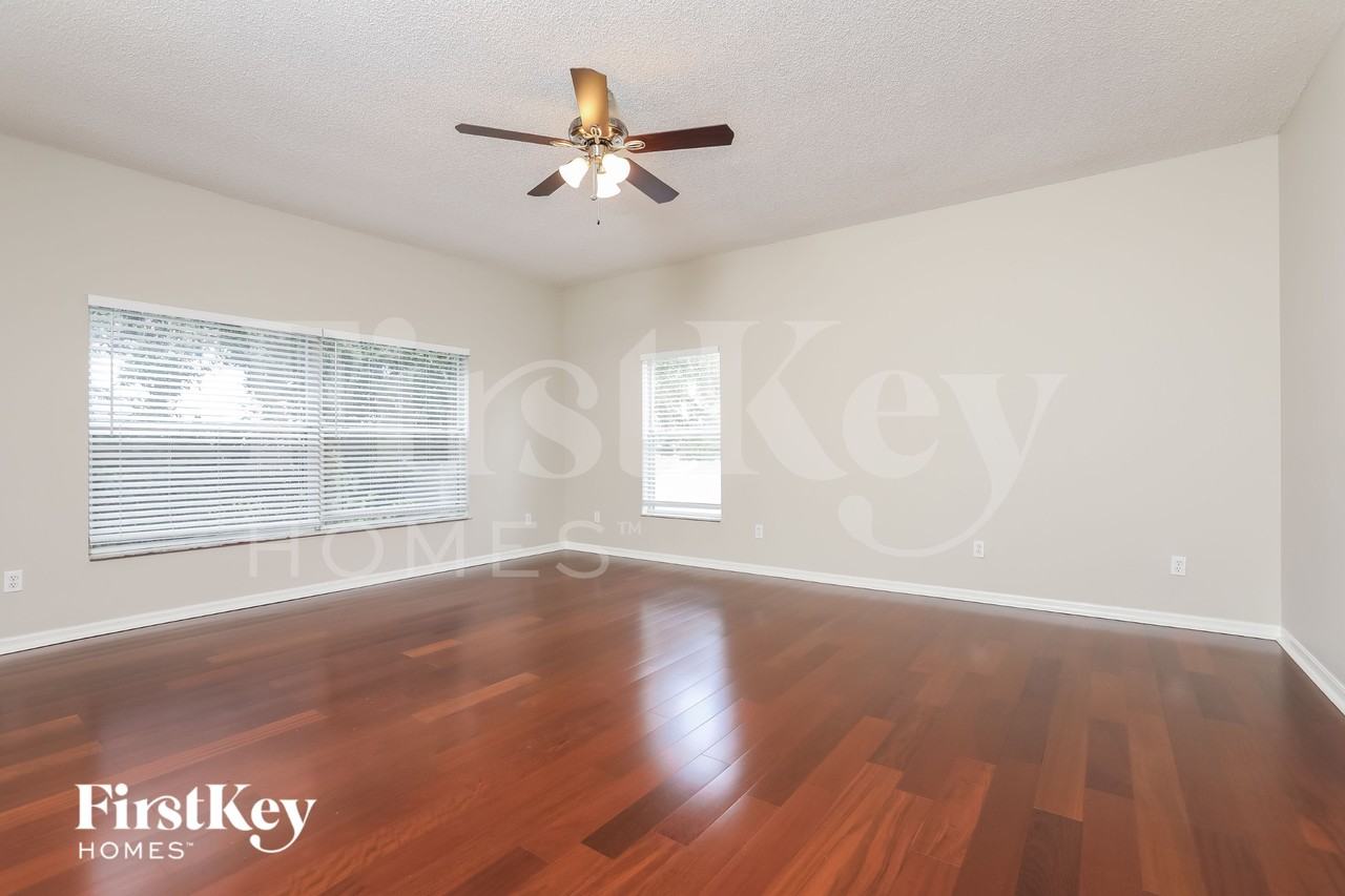 2216 Cerberus Dr - Photo 2 of 16