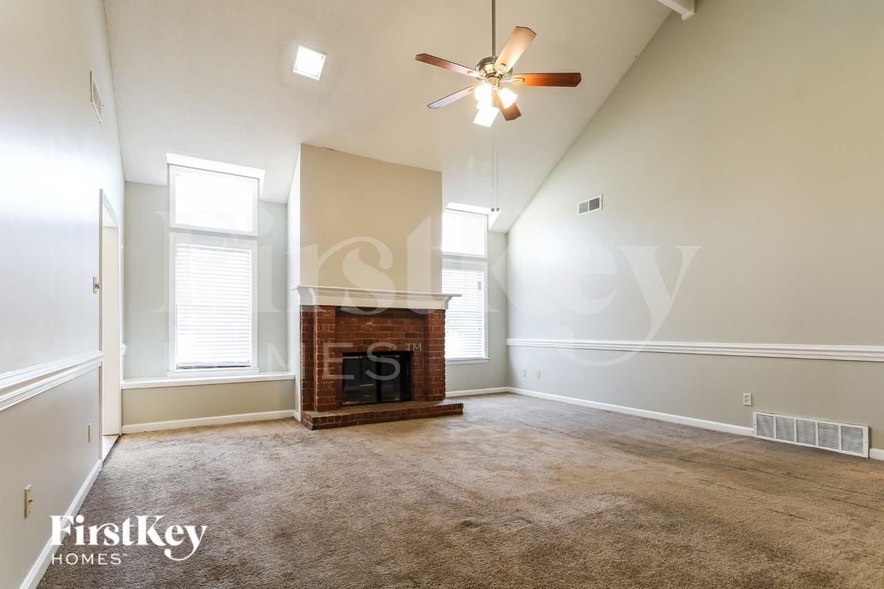 2084 Littlemore Dr - Photo 3 of 19