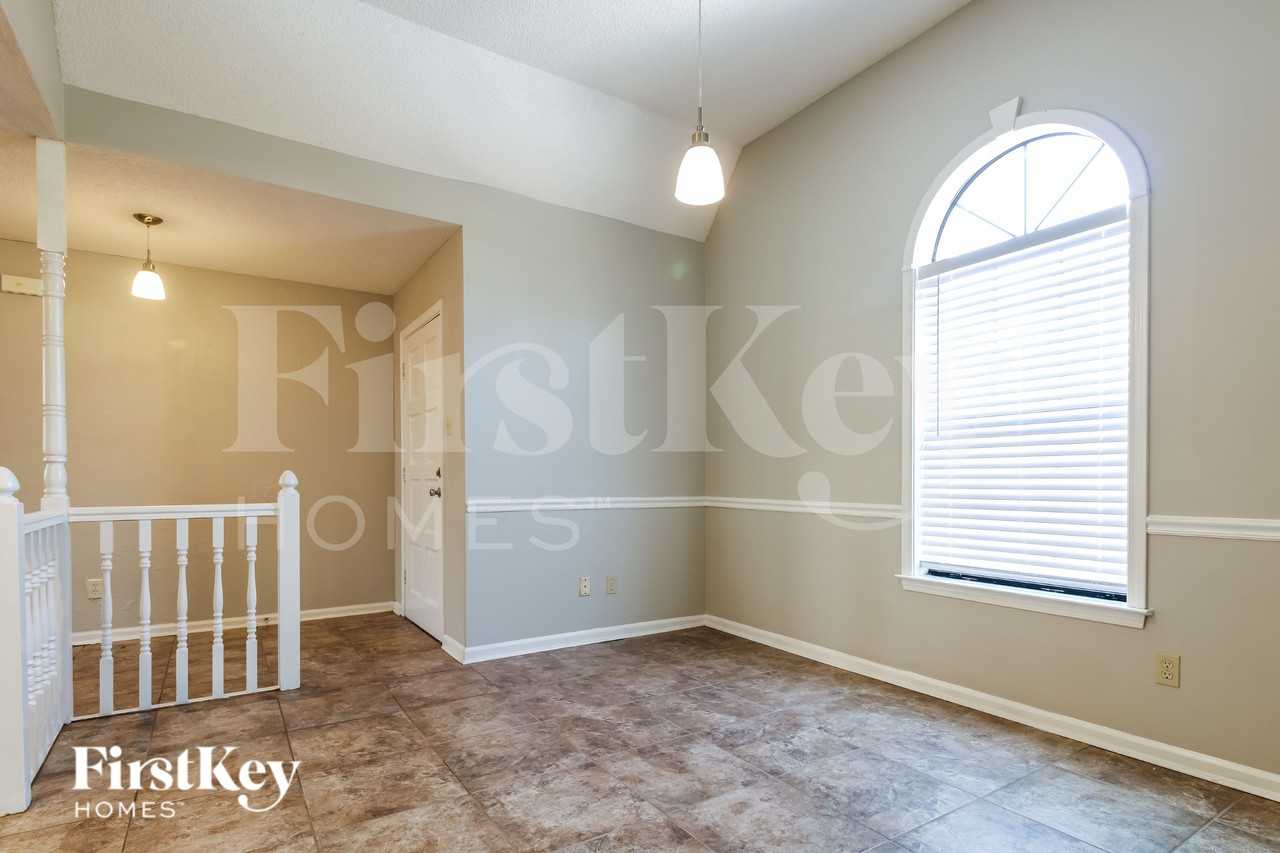 2084 Littlemore Dr - Photo 5 of 19