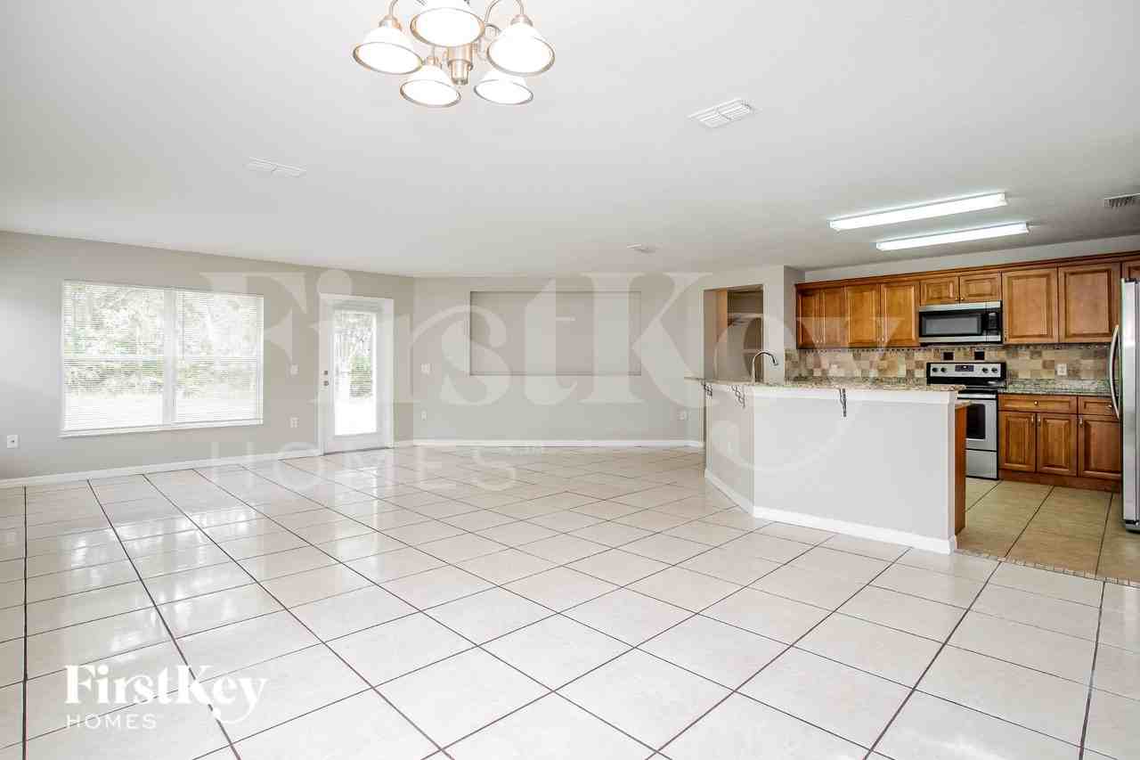 1932 Michigan Ct - Photo 6 of 19