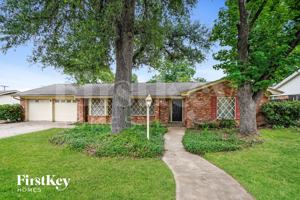 featured image of 1424 Wreyhill Dr