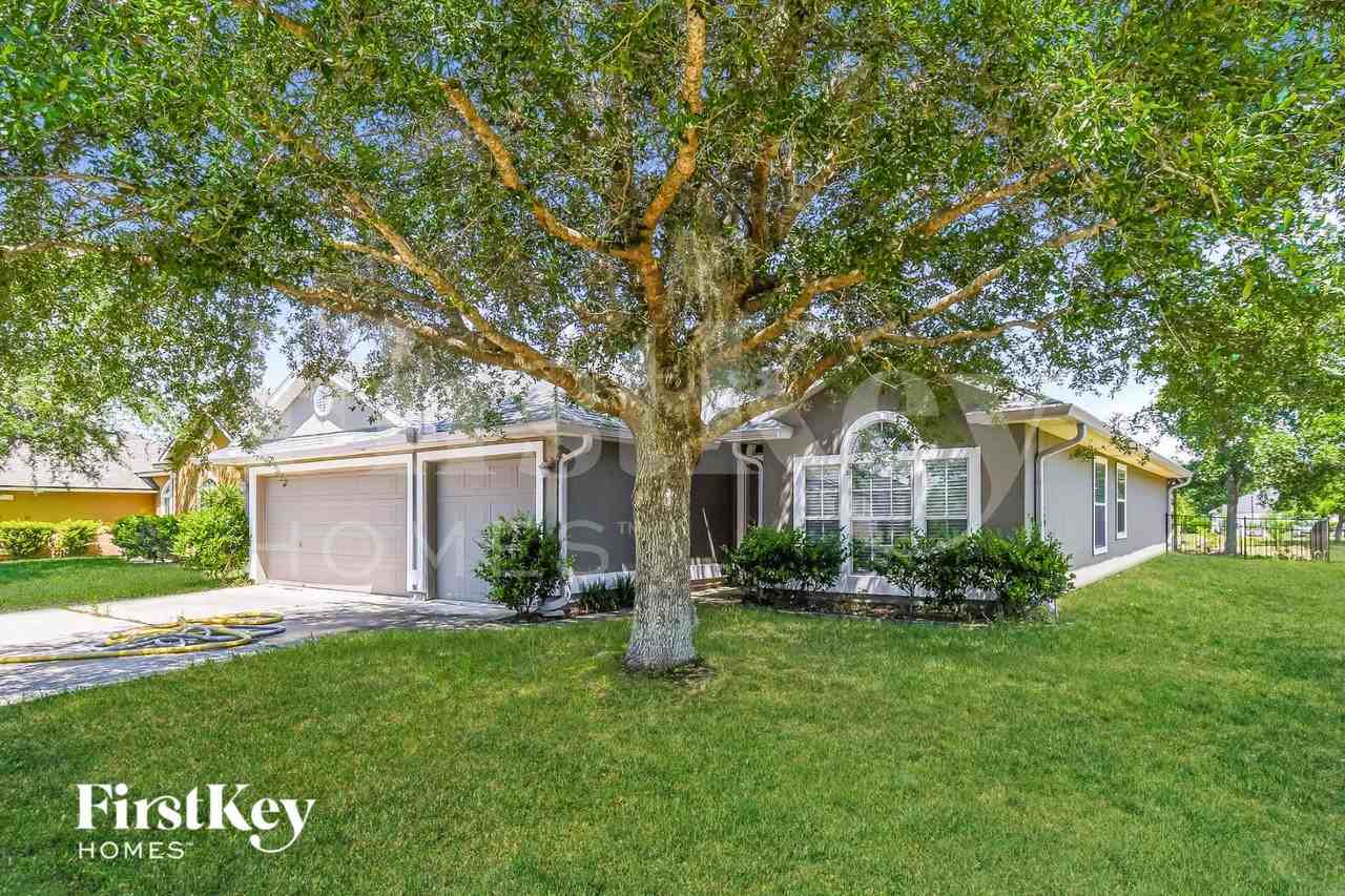 13772 Fish Eagle Dr W - Photo 2 of 15