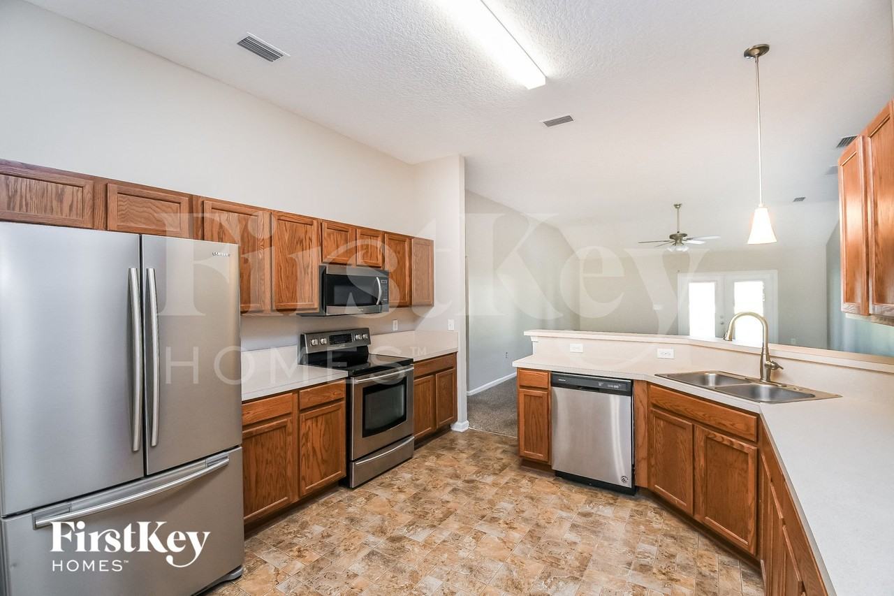 13772 Fish Eagle Dr W - Photo 7 of 15