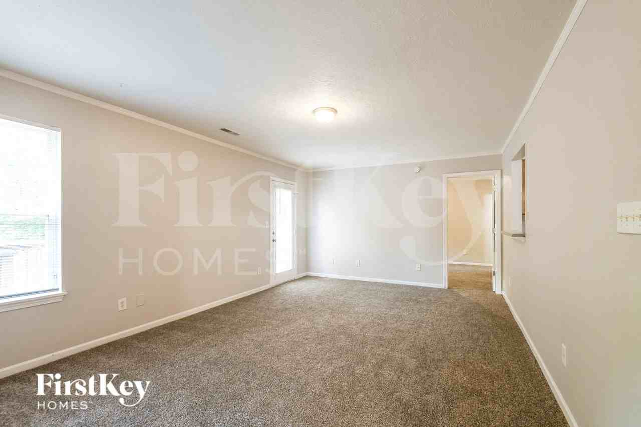 11744 E 10th St - Photo 4 of 16