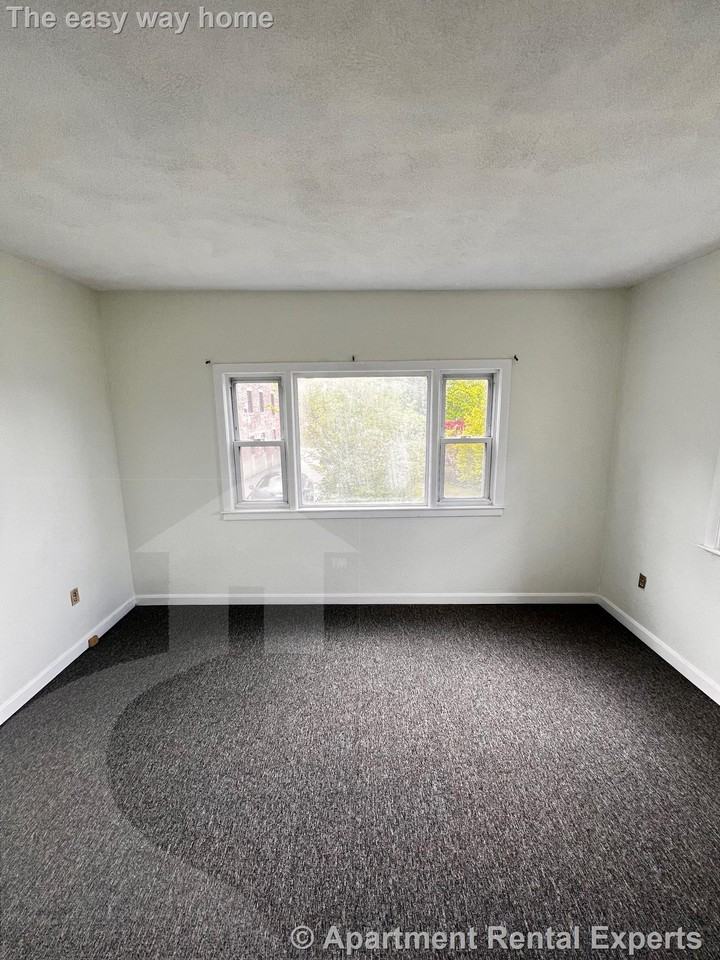 16 Braemore Rd #1 - Photo 6 of 16