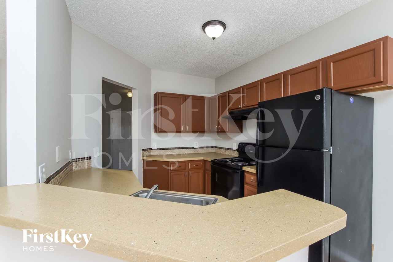 113 Marsh St - Photo 5 of 16