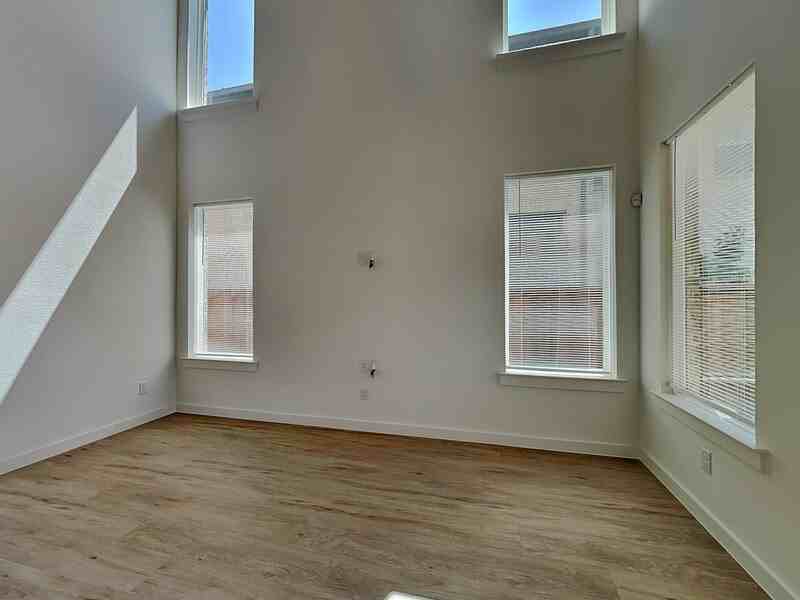 15672 Desert Broom Rd - Photo 2 of 21