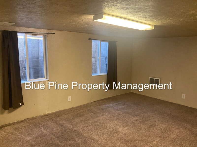 440 Walnut St #7 - Photo 2 of 4