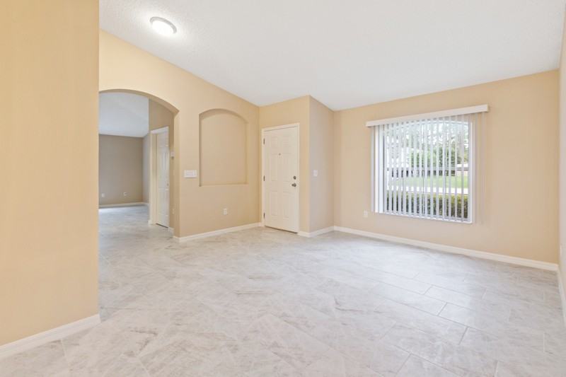 57 Pin Oak Dr - Photo 5 of 45