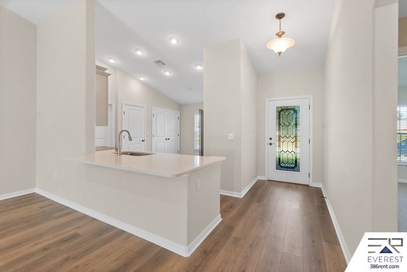 32 Piedmont Dr - Photo 4 of 36