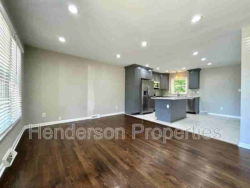 3932 Slagle Dr - Photo 6 of 19