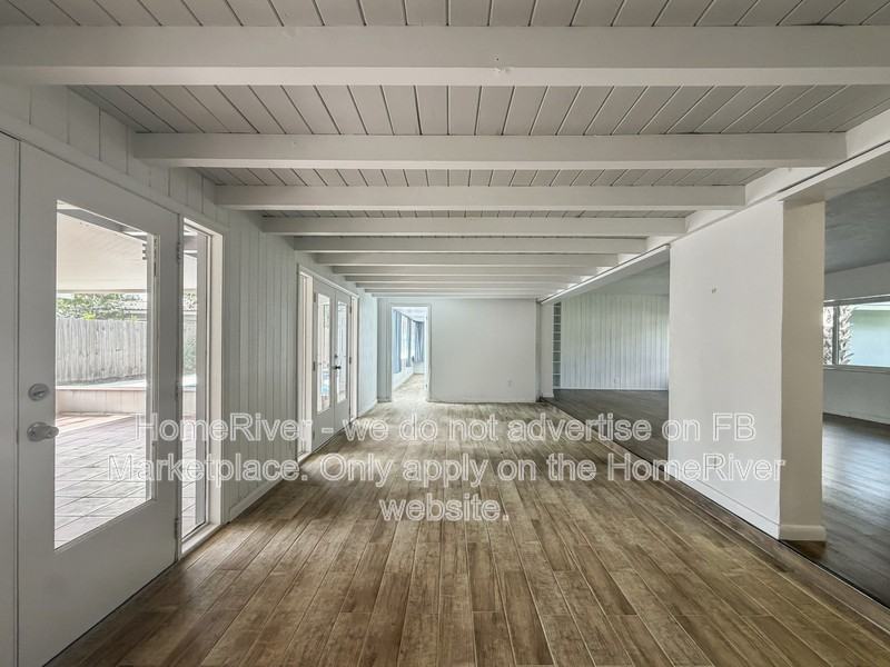 1958 Harbour Inlet Dr - Photo 3 of 20