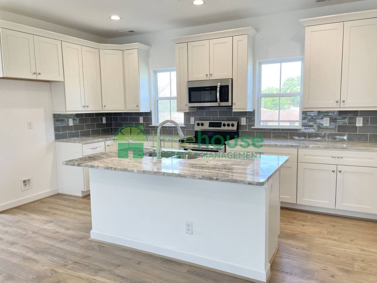 4329 Pinter Ln #1 - Photo 3 of 10