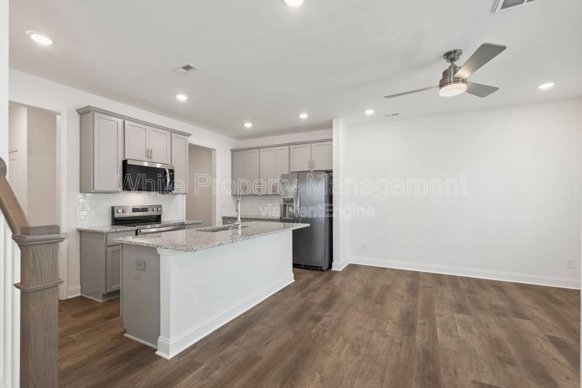 5009 Cherry Gum Ct - Photo 3 of 10