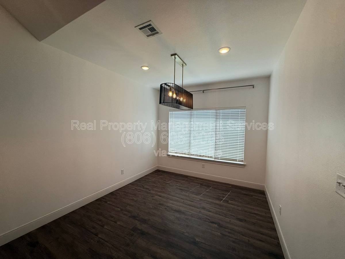 5014 Quincy Ave - Photo 3 of 10