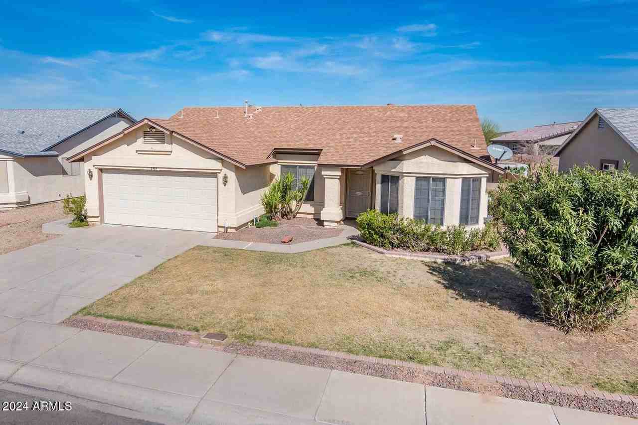 8564 W Ocotillo Rd - Photo 2 of 24