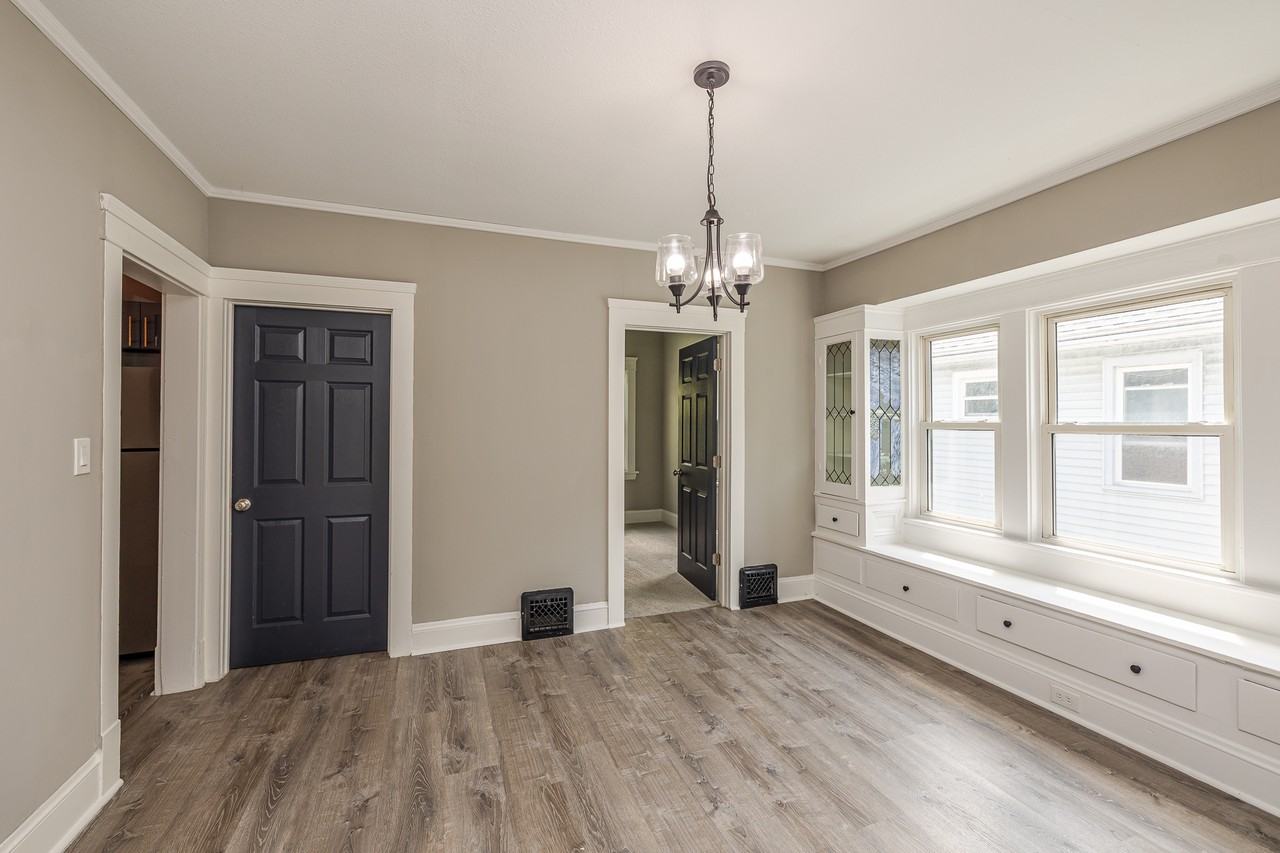 2135 W 105Th St - Photo 6 of 18