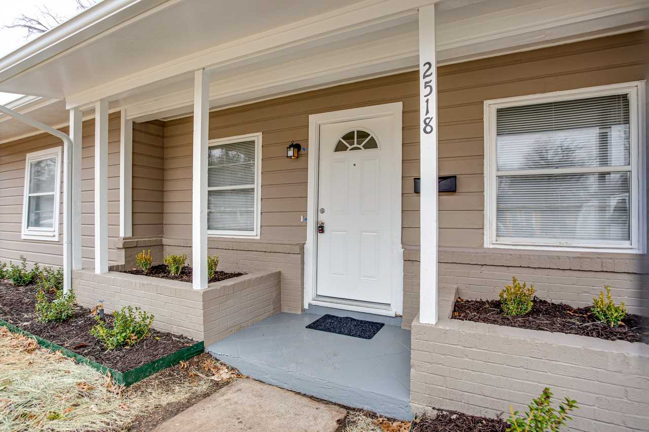 2518 Winthrop Dr - Photo 5 of 23