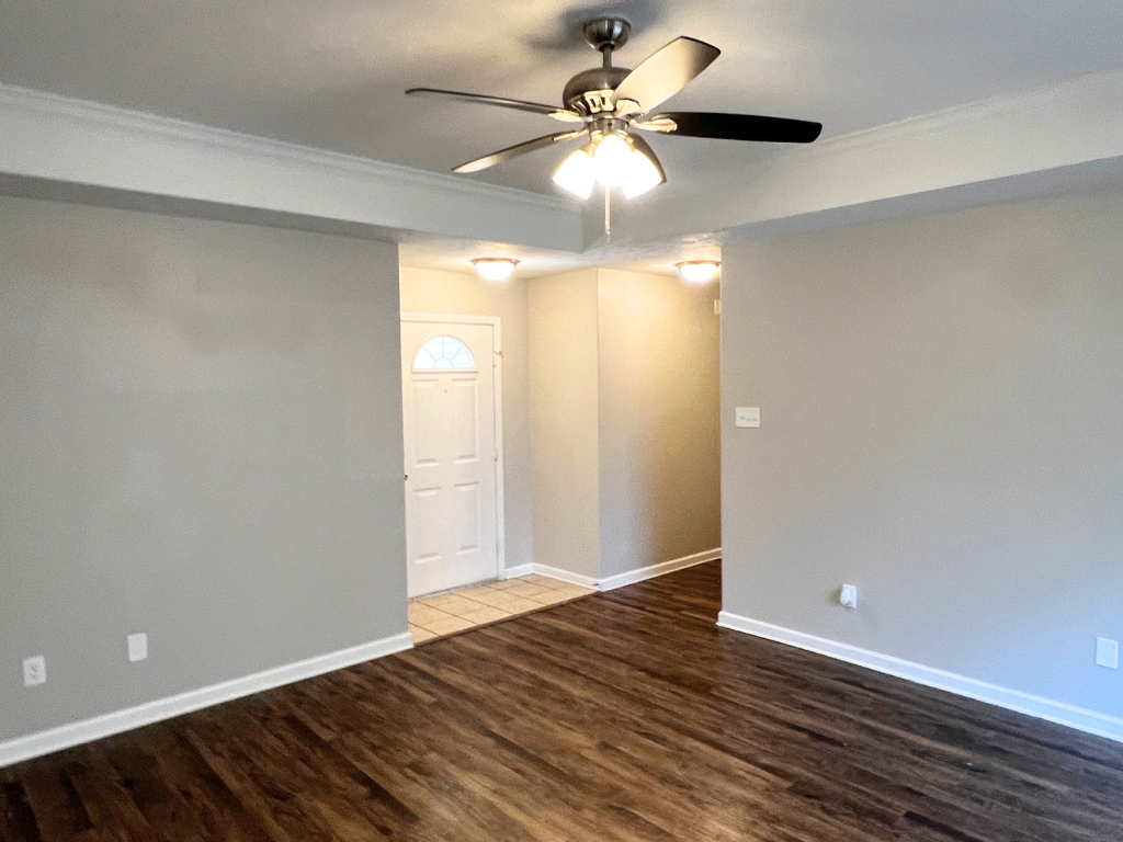 95 Cinnamon Dr - Photo 4 of 19