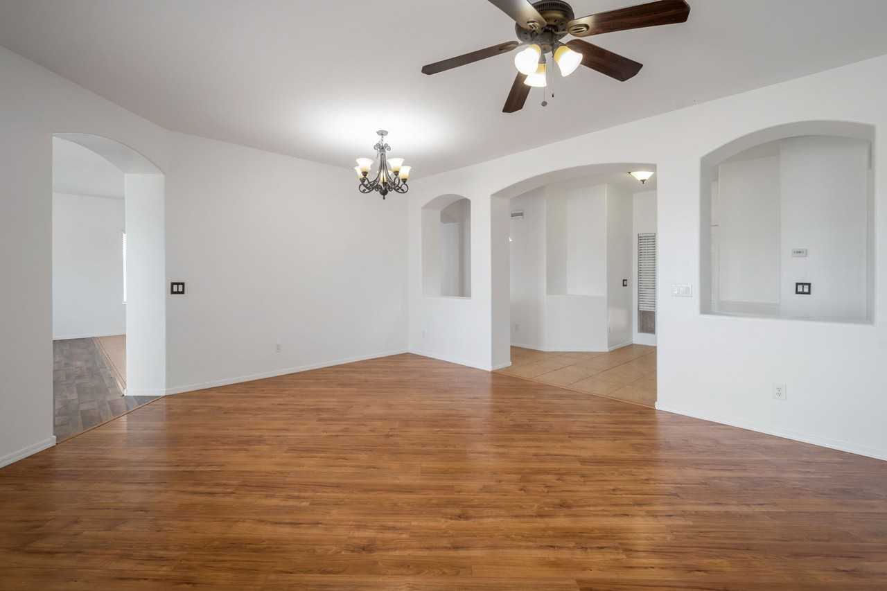 9612 E Tangerine Rd - Photo 4 of 24