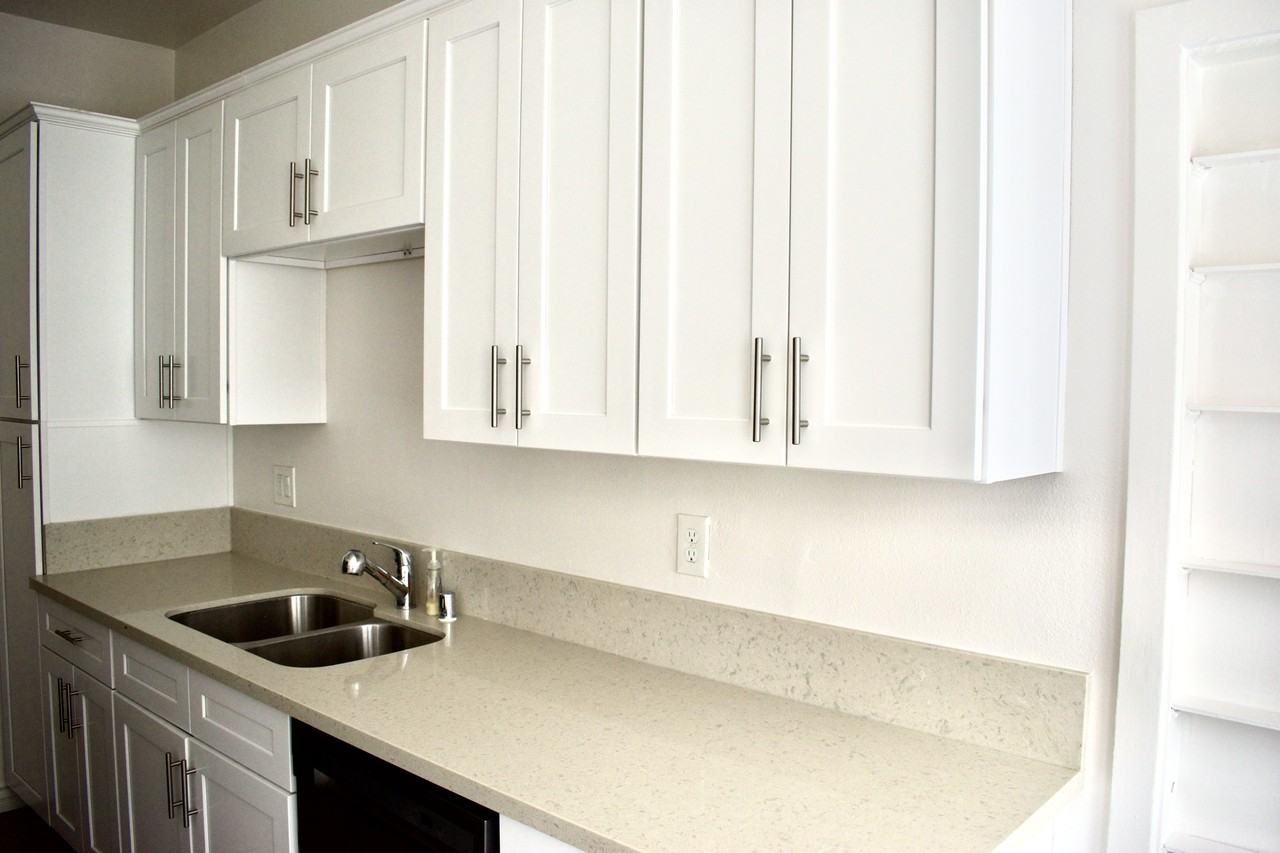 336 N Ogden Dr - Photo 6 of 19